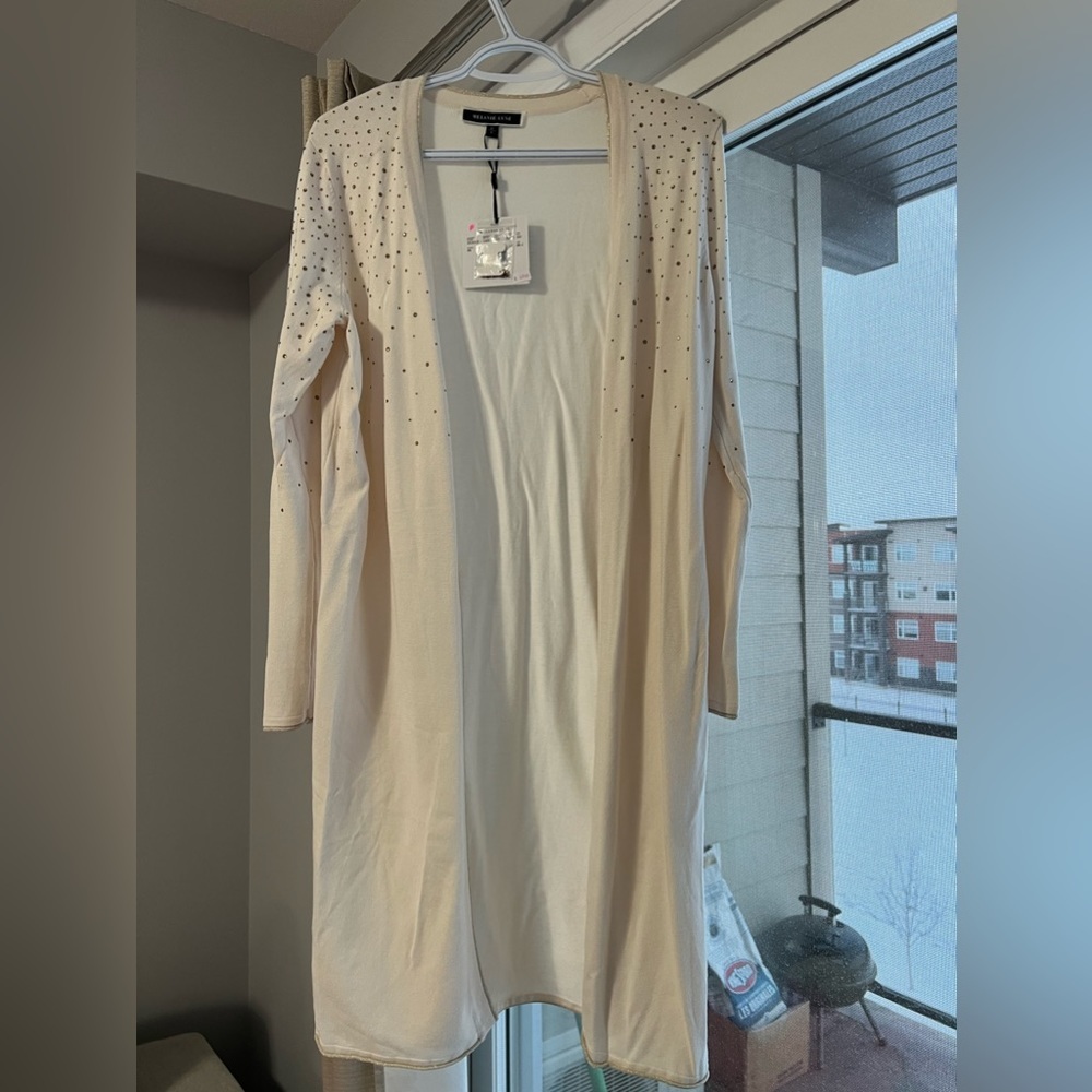 Melanie Lyne women cardigan,stylish,small, work wear, cozy, beaded, beige, white